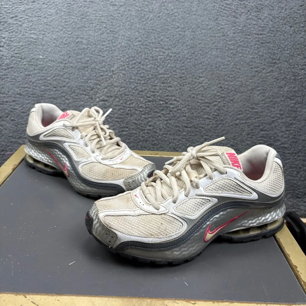 Nike REAX Run 2 Women's Running‎ Shoes White Pink Gray Size 8